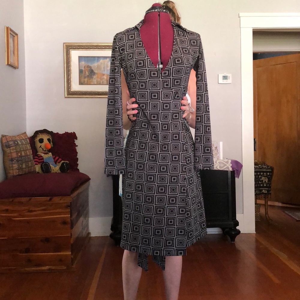 Express wrap around dress! 👗